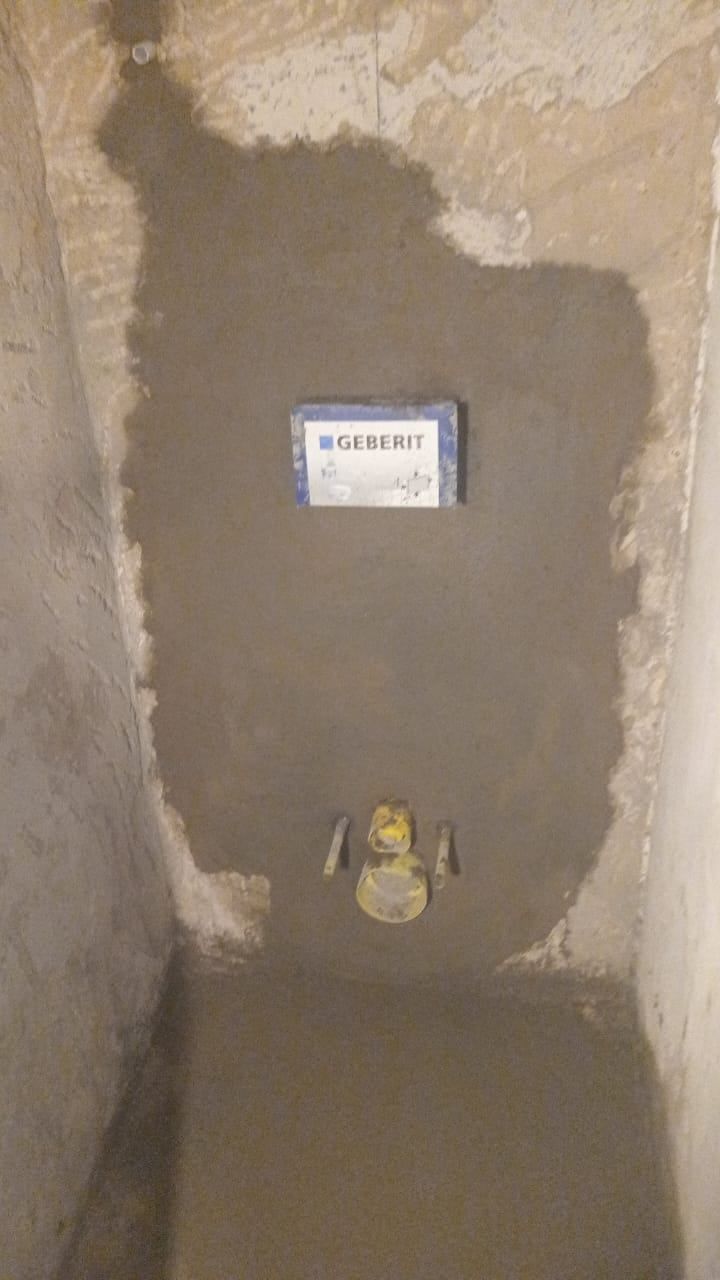 Concealed cistern frame built into the wall