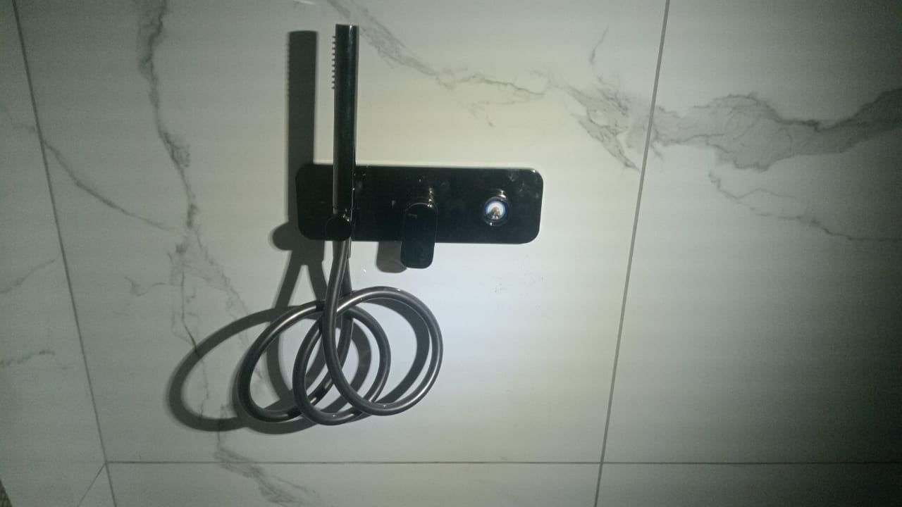 Concealed shower mixer with hand shower