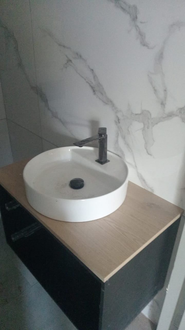 Vessel basin and mixer installed
